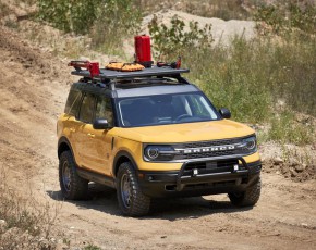 Ford выпустил пять концептов внедорожника Bronco